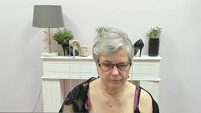 IrisDream online show from January 14, 2026, 7:03 am