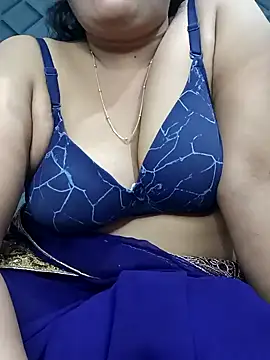 Snapshot of Cute-Raashii chatting on January 14, 2025, 5:01 pm Cute-Raashii online show from January 14, 2025, 5:01 pm