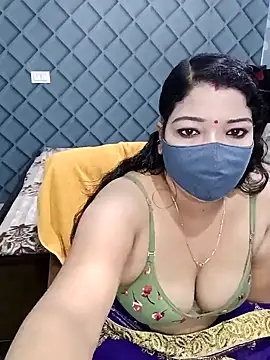 Snapshot of Cute-Raashii chatting on January 17, 2025, 7:05 pm Cute-Raashii online show from January 17, 2025, 7:05 pm