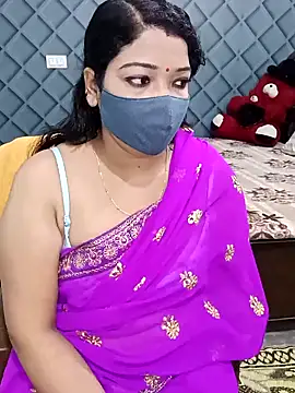 Snapshot of Cute-Raashii chatting on January 17, 2025, 10:56 pm Cute-Raashii online show from January 17, 2025, 10:56 pm