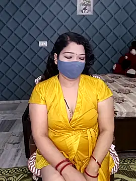 Snapshot of Cute-Raashii chatting on February 28, 2025, 5:48 pm Cute-Raashii online show from February 28, 2025, 5:48 pm