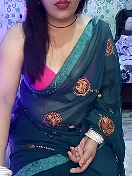 Snapshot of Cute-Raashii chatting on September 16, 2025, 12:44 am Cute-Raashii online show from September 16, 2025, 12:44 am