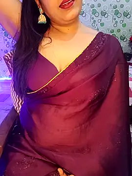 Snapshot of Cute-Raashii chatting on October 4, 2025, 1:36 am Cute-Raashii online show from October 4, 2025, 1:36 am