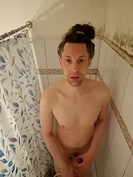 Snapshot of Josephine_LIVE chatting on April 1, 2026, 4:35 am Josephine LIVE online show from April 1, 2026, 4:35 am