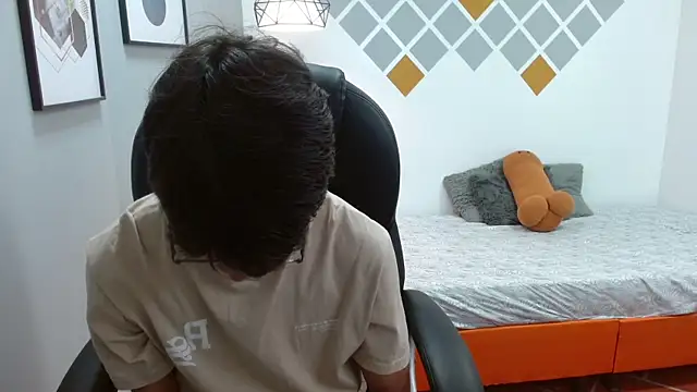 jhoellx online show from January 14, 2025, 12:35 pm