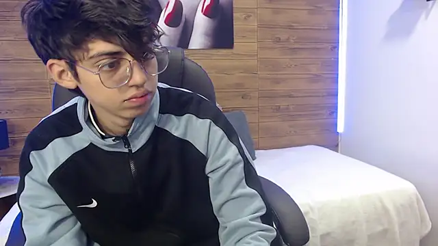 jhoellx online show from February 27, 2025, 12:56 pm