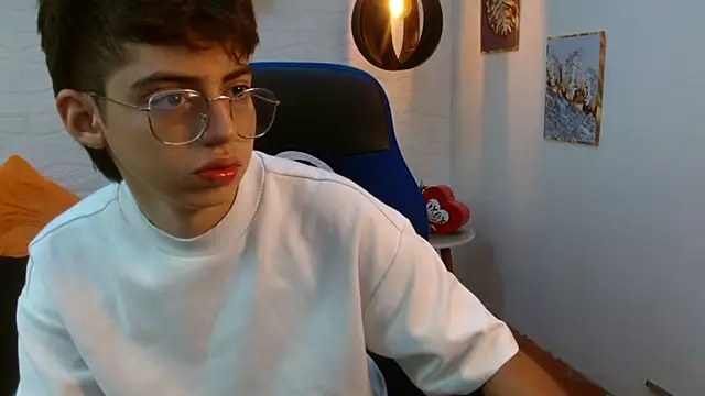 jhoellx online show from September 28, 2025, 12:32 pm