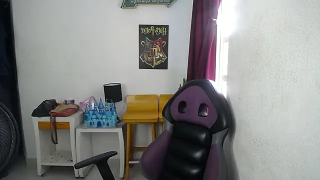 diabla sexyboobs online show from September 16, 2025, 8:10 pm