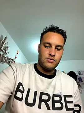 Cristian 099 online show from November 16, 2025, 7:52 pm