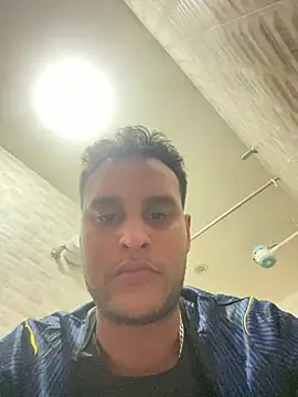 Cristian 099 online show from June 30, 2026, 10:44 pm