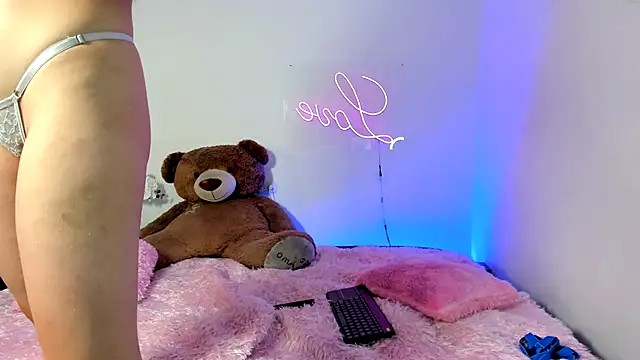 kendal scott1 online show from January 21, 2025, 1:08 am