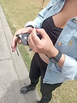 Snapshot of sophie_banger chatting on March 6, 2026, 5:31 pm sophie banger online show from March 6, 2026, 5:31 pm