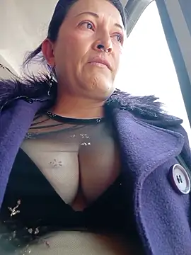 Snapshot of sophie_banger chatting on March 24, 2026, 6:13 pm sophie banger online show from March 24, 2026, 6:13 pm