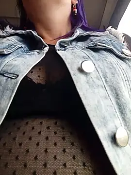 Snapshot of sophie_banger chatting on March 31, 2026, 6:41 pm sophie banger online show from March 31, 2026, 6:41 pm