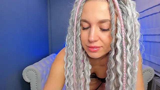 rock n roxy online show from February 1, 2025, 1:23 am