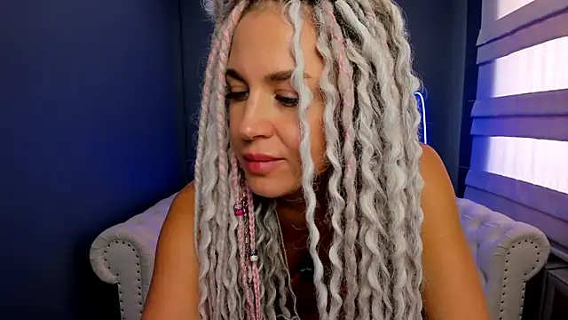 rock n roxy online show from March 19, 2025, 8:23 am