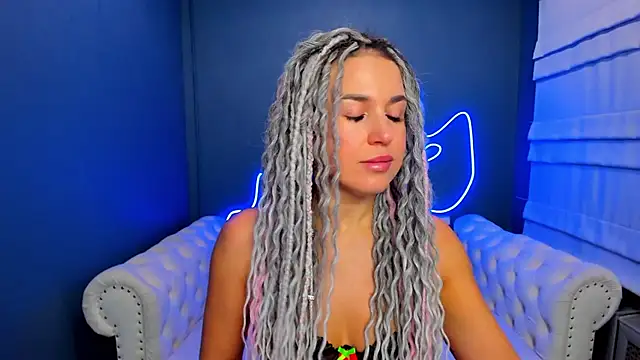 rock n roxy online show from October 13, 2025, 1:27 am