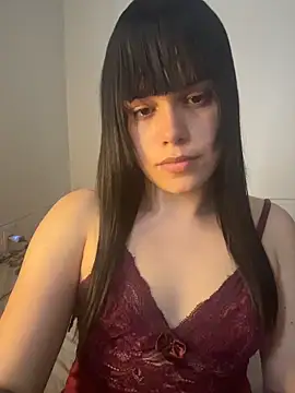 Karolsinhapriv online show from December 14, 2025, 7:40 pm