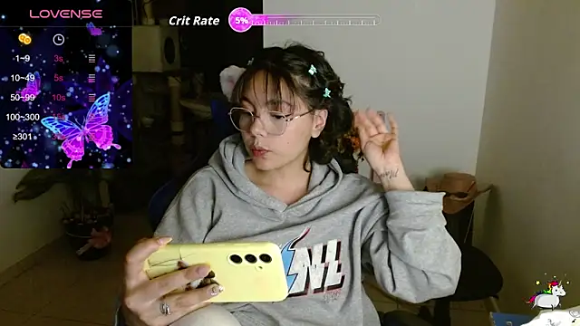 TRIXIE TANG28 online show from March 3, 2026, 1:34 am