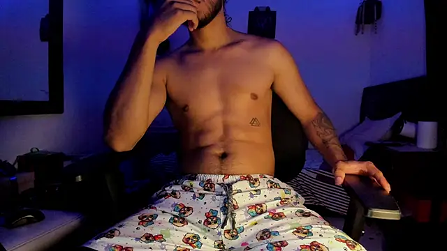 maxximus 100 online show from March 12, 2025, 9:56 pm