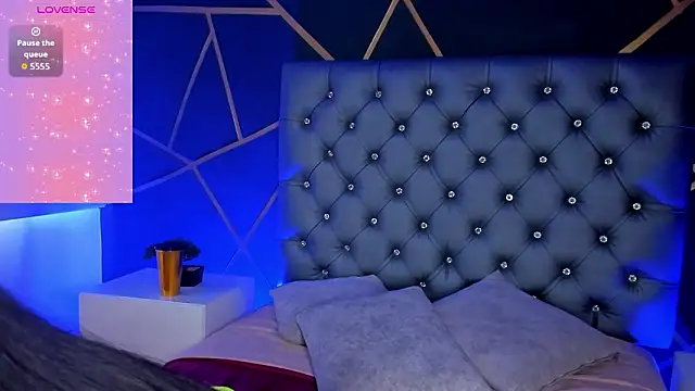 Snapshot of ZoeHarris chatting on February 3, 2026, 7:30 pm ZoeHarris online show from February 3, 2026, 7:30 pm