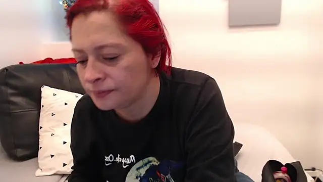 Snapshot of eva_twiss chatting on December 22, 2025, 1:41 pm eva twiss online show from December 22, 2025, 1:41 pm