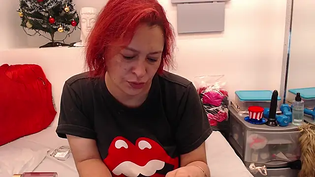 Snapshot of eva_twiss chatting on January 11, 2026, 12:32 pm eva twiss online show from January 11, 2026, 12:32 pm