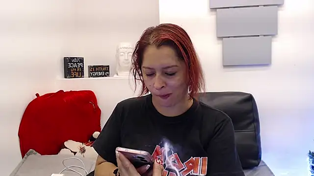 eva twiss online show from March 25, 2026, 1:17 pm