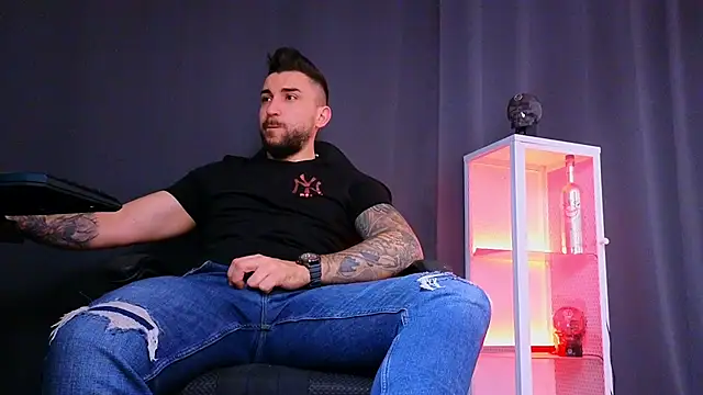 MightyAaron66 online show from February 26, 2025, 4:36 am