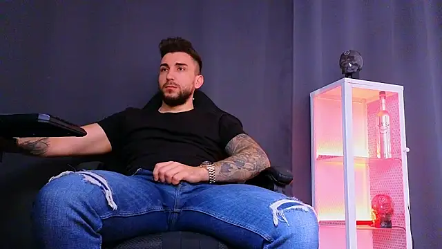 MightyAaron66 online show from March 2, 2025, 9:10 am