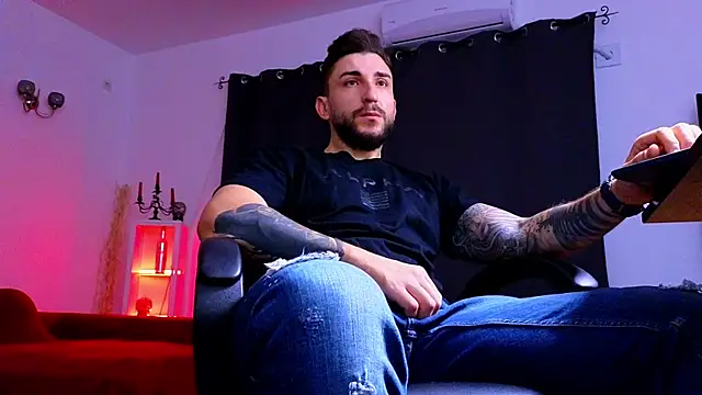 MightyAaron66 online show from September 26, 2025, 4:27 am