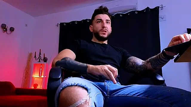 MightyAaron66 online show from November 10, 2025, 6:23 am