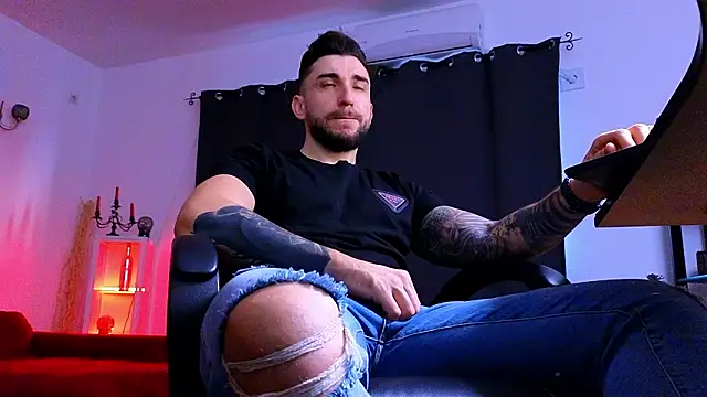 MightyAaron66 online show from January 15, 2026, 6:07 am