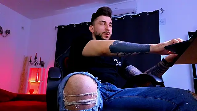 MightyAaron66 online show from March 22, 2026, 5:33 am