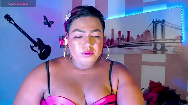 OpraxBellinda online show from December 5, 2025, 2:09 am