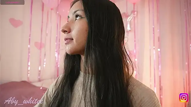 AbyWhitee online show from October 17, 2025, 4:48 am