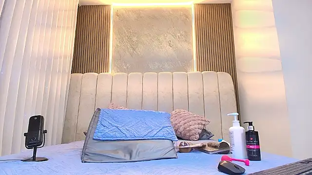 kata hazel online show from February 12, 2026, 7:20 pm