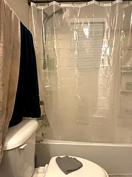 Snapshot of lovelyy_kitty chatting on November 18, 2025, 3:45 am lovelyy kitty online show from November 18, 2025, 3:45 am