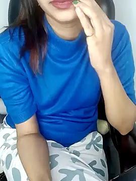 Barbie-Queen2 online show from January 25, 2025, 4:13 pm