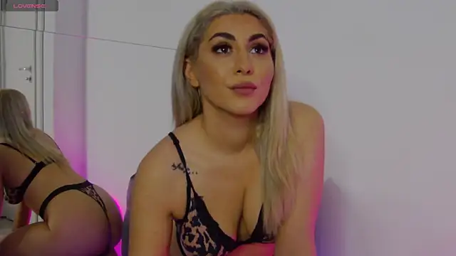 CelineMeyerr online show from December 16, 2025, 6:29 am