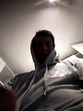 Snapshot of gigolopez1 chatting on February 12, 2026, 8:04 pm gigolopez1 online show from February 12, 2026, 8:04 pm