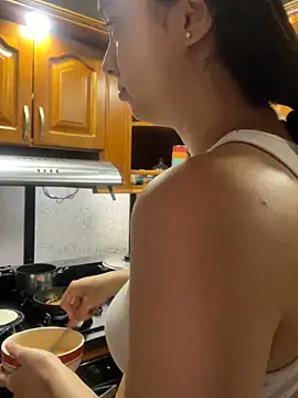 Snapshot of karla_nill chatting on November 10, 2025, 4:50 pm karla nill online show from November 10, 2025, 4:50 pm