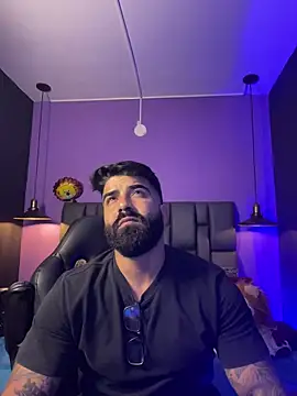 Lyon vach online show from February 14, 2026, 11:45 pm