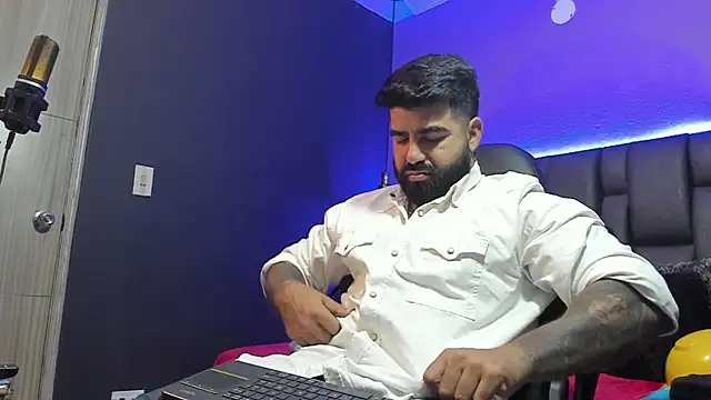 Lyon vach online show from March 23, 2026, 11:53 pm