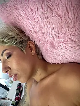 MONSYHOT1 online show from February 1, 2025, 12:29 am