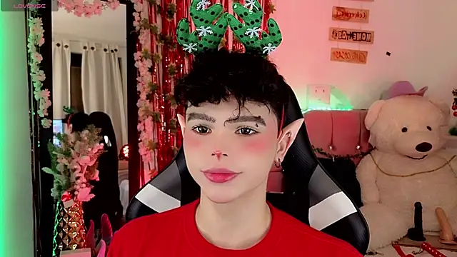 Snapshot of PRINCE_STEV chatting on December 10, 2024, 9:33 pm PRINCE STEV online show from December 10, 2024, 9:33 pm