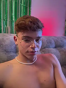 Snapshot of PRINCE_STEV chatting on January 29, 2025, 6:33 am PRINCE STEV online show from January 29, 2025, 6:33 am