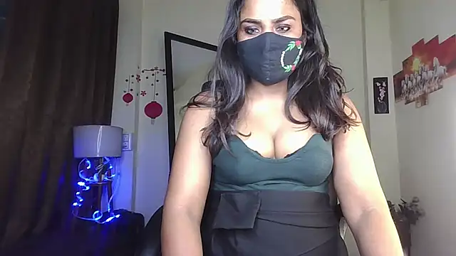 Black-Pearll online show from March 5, 2026, 12:23 pm