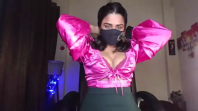 Black-Pearll online show from March 28, 2026, 6:13 am