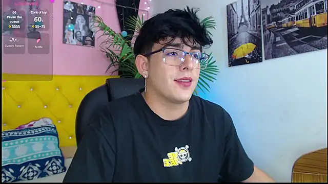 nolan twink1 online show from January 7, 2025, 9:03 pm